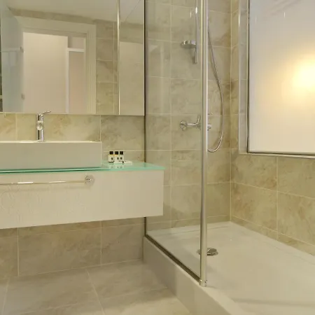 מלון Adempira Termal&spahotel 5*